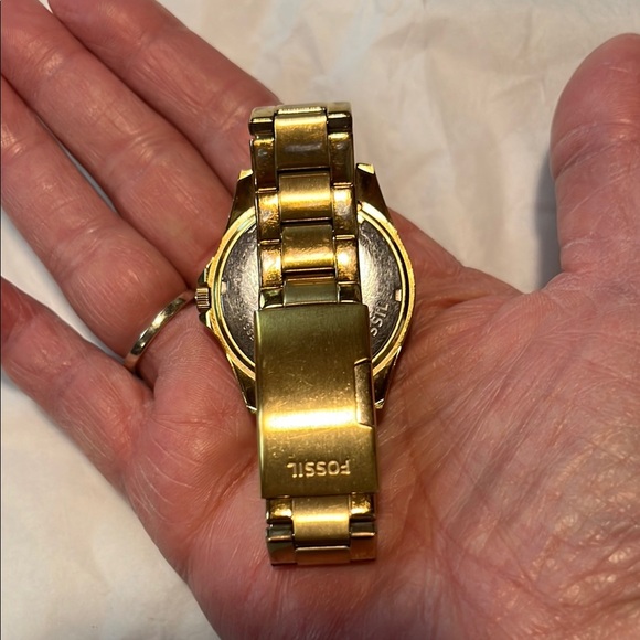 Fossil Gold Women's Watch - Picture 3 of 3